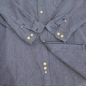 Size XL Men's Eddie Bauer Heavy Weight Button Down Shirt. Classic Shirt